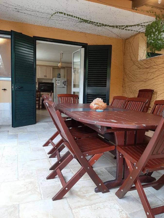 Villetta A Pochi Passi Dal Mare Santa Cesarea Terme Exterior foto